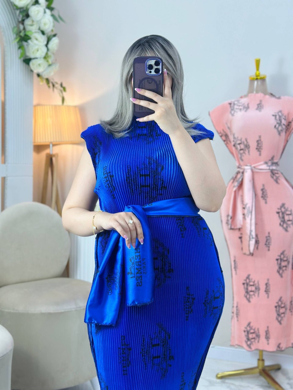 فستان الأناقة الملكية – ساتان أرماني 👗✨