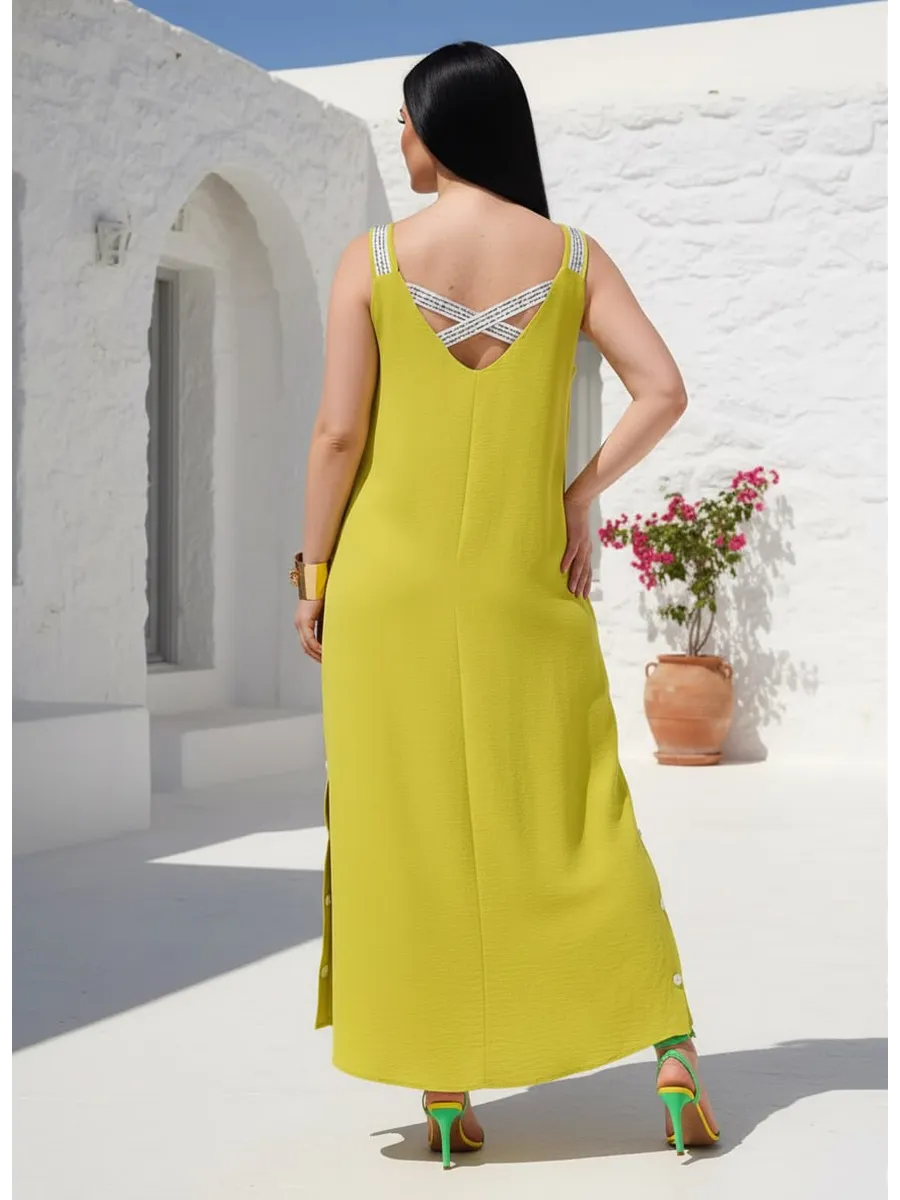 فستان "نسيم الصيف" المنسدل بالأزرار الجانبية والظهر الماسي البراق ✨👗